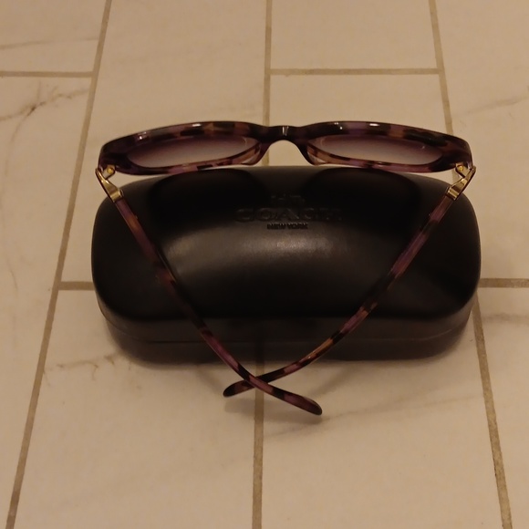 Coach purple tortoise sunglasses - Picture 3 of 9
